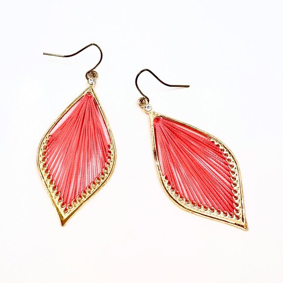 NWT – Charming Charlie – Coral Woven Thread Teardrop Gold Tone 2.75” Earrings - Picture 1 of 8